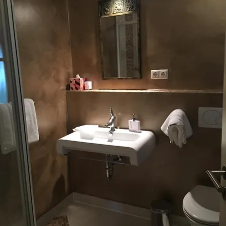 Gaesteresidenz - Hotel - Ruthellen'S Home ゲストハウス